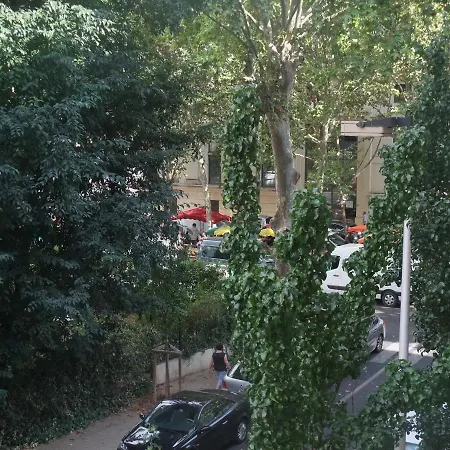 Antigone T2 Le Seuilly Apartment